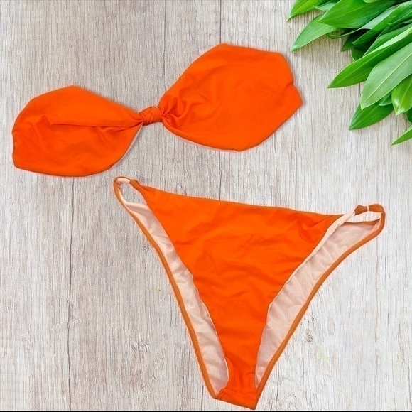 Boohoo Knot Bandeau Bikini Set in Orange - Picture 5 of 6
